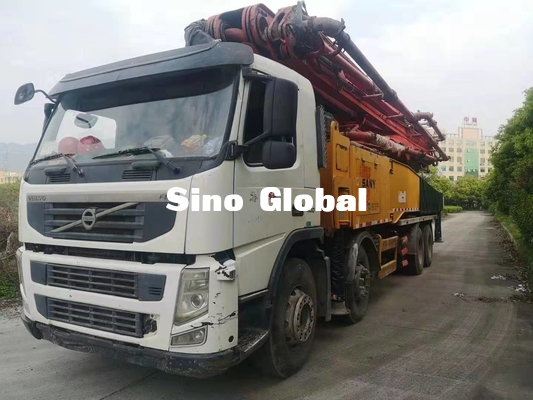 Xe bơm bê tông đã qua sử dụng màu đỏ với khung xe Volve 56m / 6 đoạn
