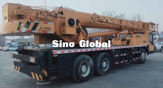 Cần cẩu xe tải đã qua sử dụng XCMG QY30K5 Chiều cao nâng 48m Công suất 30T