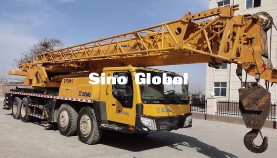 Đã qua sử dụng Cần cẩu xe tải XCMG 70 tấn Công suất nâng 60m Chiều cao nâng QY70K-I