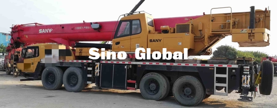 Cần cẩu xe tải đã qua sử dụng Sany STC1000 100 tấn 350kw / 1800 vòng / phút Công suất định mức