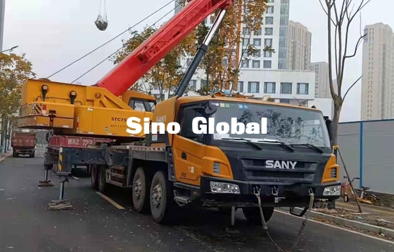 Cần cẩu xe tải đã qua sử dụng của Sany, cần cẩu xe tải 75 tấn STC50S cánh tay thẳng
