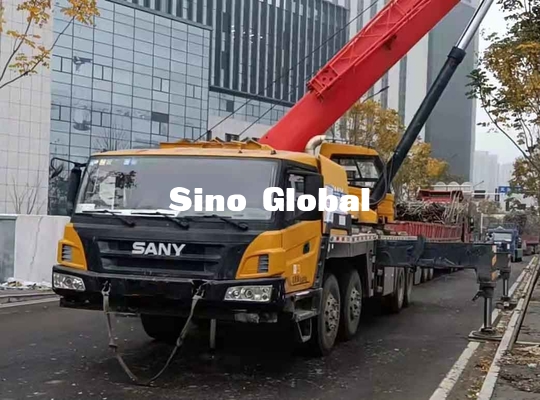 Cần cẩu xe tải đã qua sử dụng của Sany, cần cẩu xe tải 75 tấn STC50S cánh tay thẳng