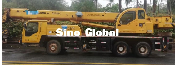 Đã qua sử dụng Cần cẩu XCMG 25 tấn Công suất 3000mm Radus làm việc